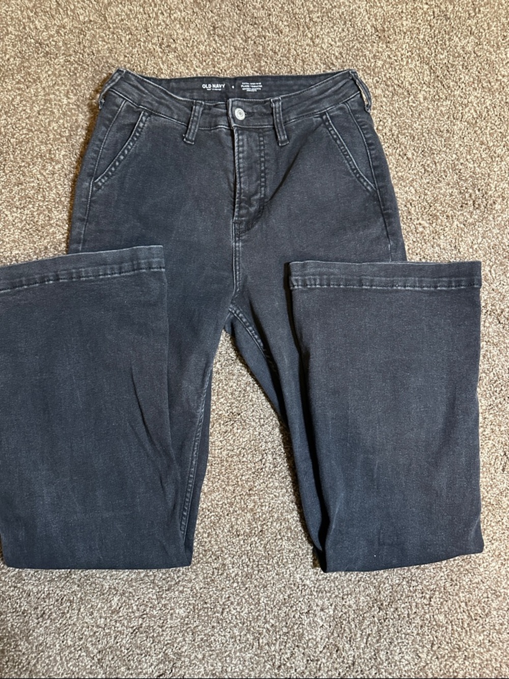 Old Navy Women's Washed Black Extra High Rise Flare Trouser Jeans, Size 6